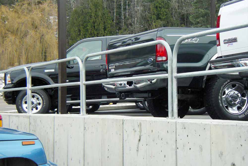 score-construction-handrails-custom-gates-4