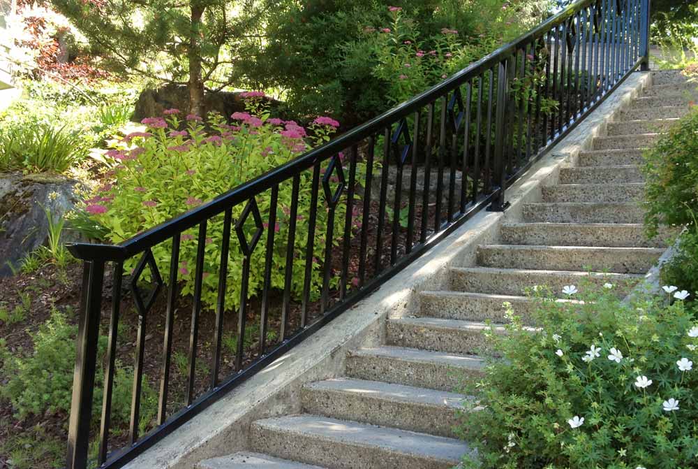 score-construction-handrails-custom-gates-5