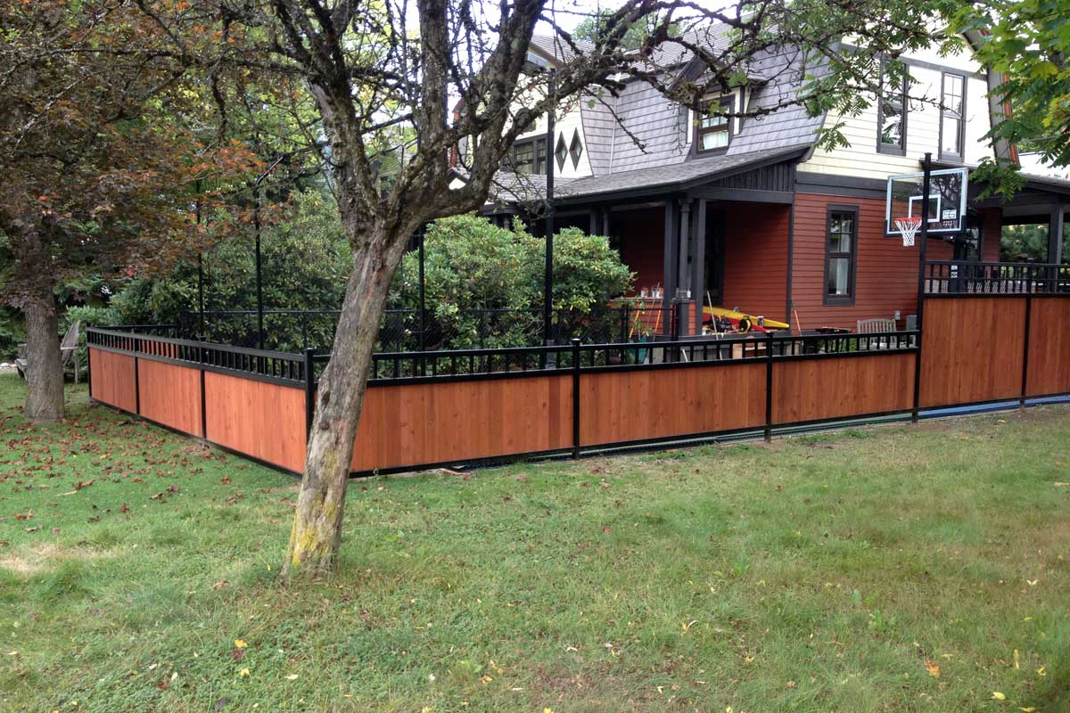 score-construction-ornamental-fence-gates-1