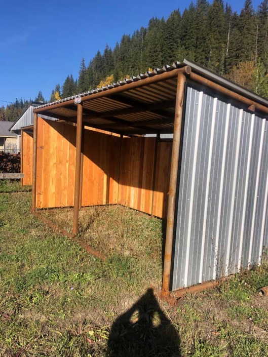 Score_Construction_Revelstoke_8_ft_x_16_ft_horse_shelter_1024
