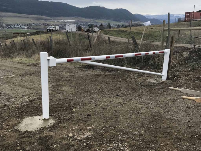 Score_Construction_Revelstoke_Simple_barrier_arm_gate_style_1024