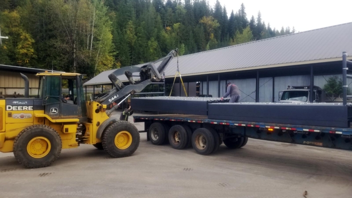 Drive-over electrified bear guard transported for installation Drive-over electrified bear guard transported for installation